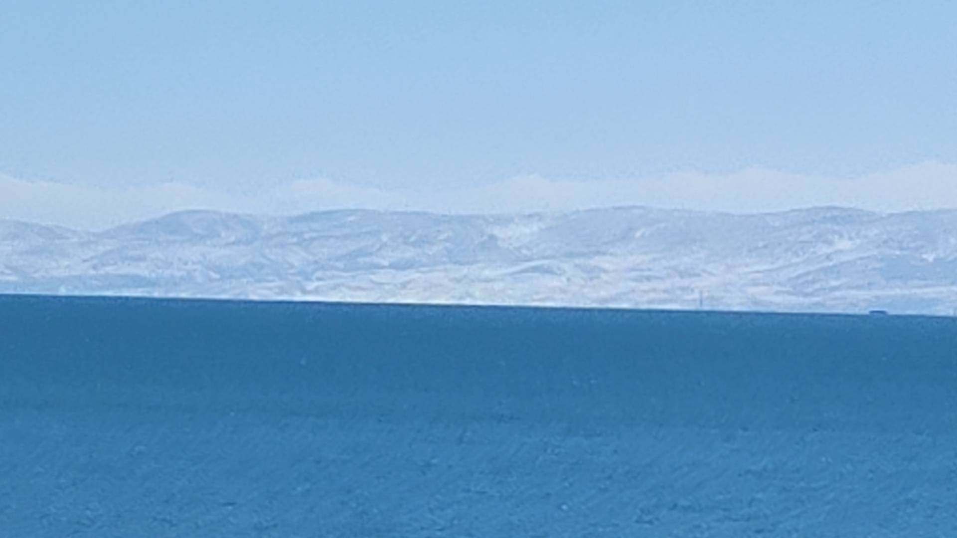 冰城暖流汇天路，万里助学西藏情